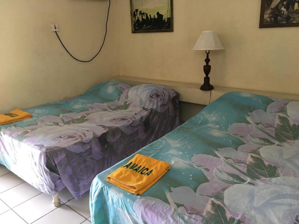 Deluxe Montego Bay Club Studio & Suites 外观 照片