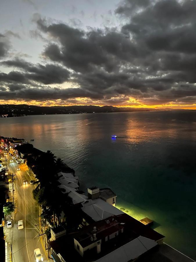 Deluxe Montego Bay Club Studio & Suites 外观 照片