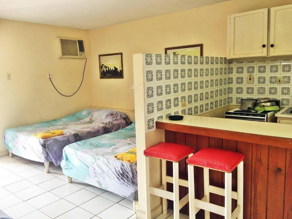 Deluxe Montego Bay Club Studio & Suites 外观 照片