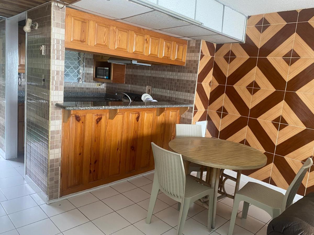 Deluxe Montego Bay Club Studio & Suites 外观 照片