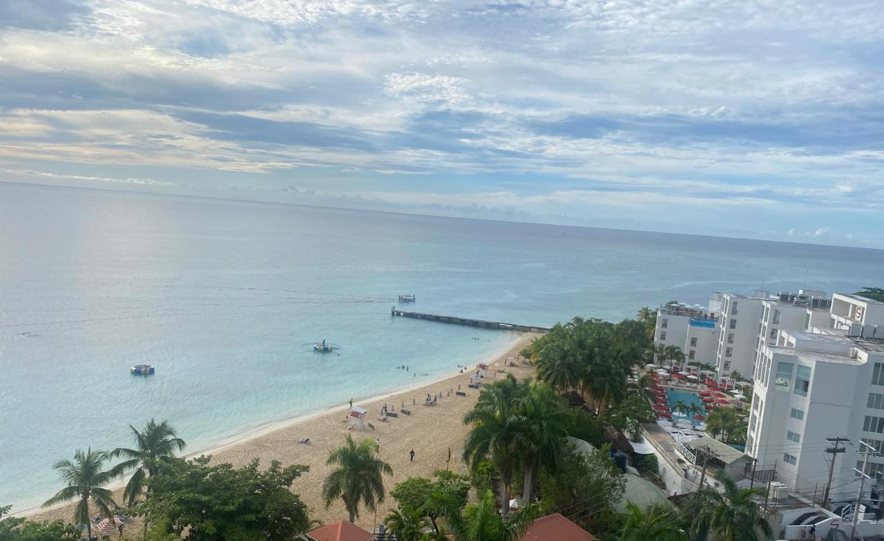 Deluxe Montego Bay Club Studio & Suites 外观 照片