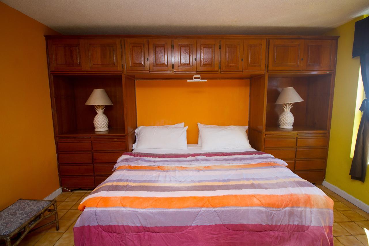 Deluxe Montego Bay Club Studio & Suites 外观 照片